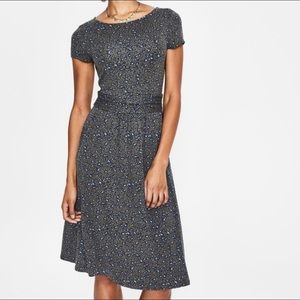 Boden Amelie Jersey Dress- Classic Khaki Animal Print 6R